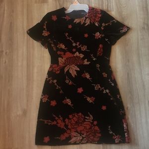 Black and red flower mini dress size 6 NWOT
